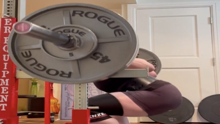 71-Year-Old Powerlifter Shelly Stettner Squats 235 Pounds for a 3×3 PR