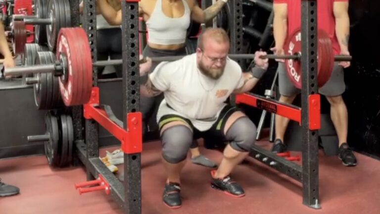 Powerlifter Joe Sullivan Squats 230 Kilograms (507 Pounds) for 19 Reps, Continues Quest for 525 AMRAP