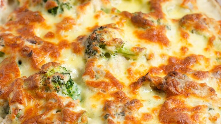 Keto Recipe – Broccoli Chicken & Cheese Casserole "Super Cheesy, Tasty & Nutritious"